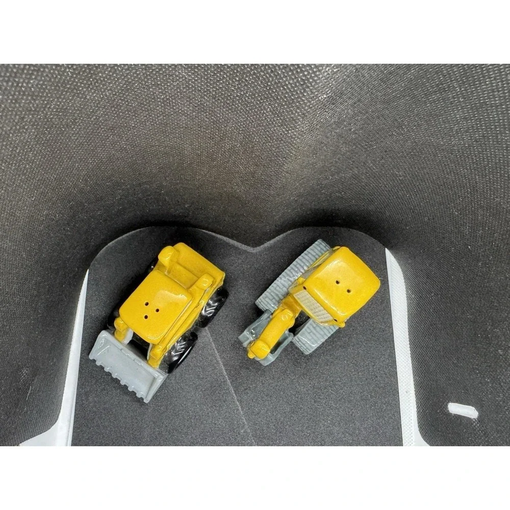 Ceramic Construction Zone Ceramic Excavator Salt and Pepper Shakers, Home Décor,